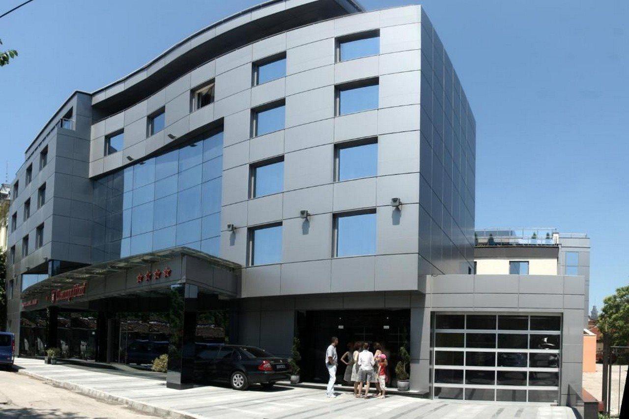 Cosmopolitan Hotel & Wellness Ruse Extérieur photo