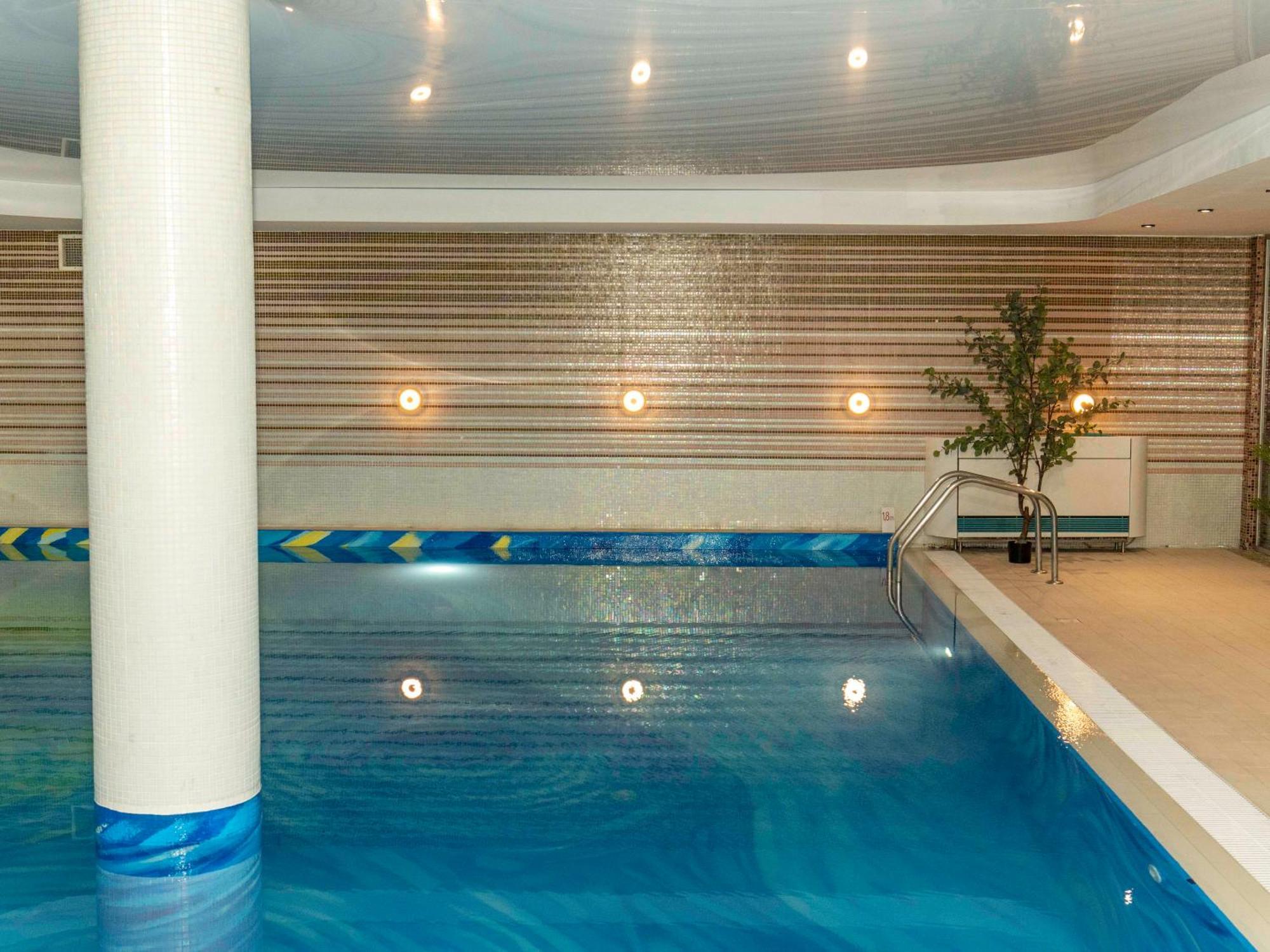 Cosmopolitan Hotel & Wellness Ruse Extérieur photo