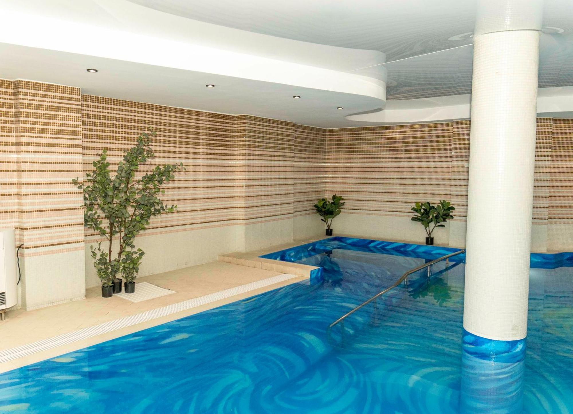 Cosmopolitan Hotel & Wellness Ruse Extérieur photo