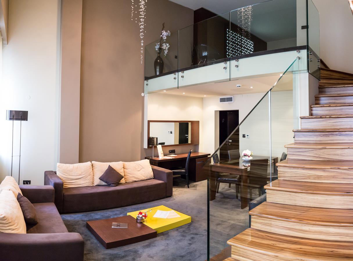 Cosmopolitan Hotel & Wellness Ruse Extérieur photo